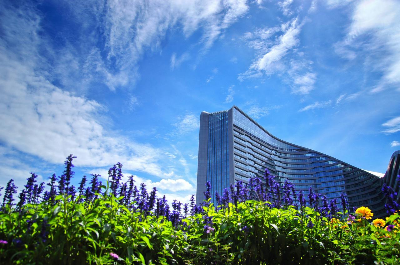 Howard Johnson Flower City Hotel 昆明 エクステリア 写真